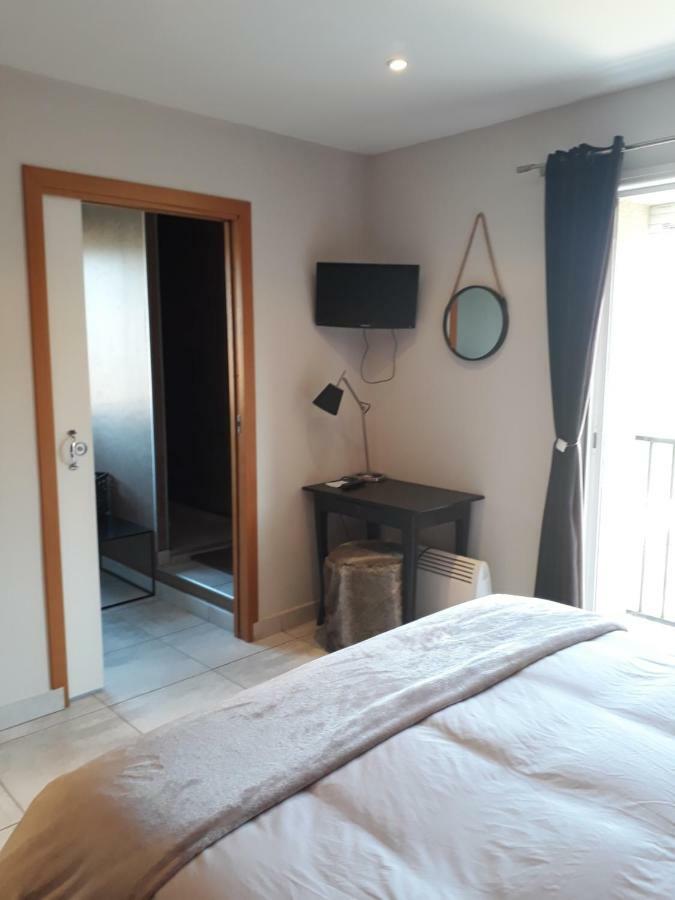 Guest House Domaine Des Grouilleres Saint-Clair-du-Rhone 외부 사진